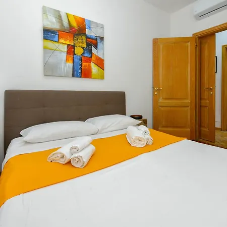 Apartment Desenzanoloft Official Partner Marriott Homes & - Let It Be A Dream - Renovation 2025 View Desenzano del Garda