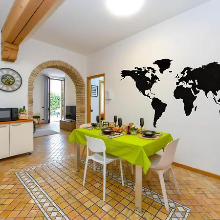 Apartment Let It Be A Dream View Renovation 2025 Desenzanoloft Official Partner Homes & By Marriott Bonvoy Desenzano del Garda