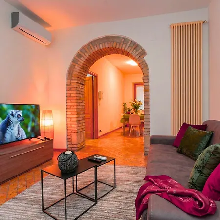 Apartamento Let It Be A Dream View Renovation 2025 Desenzanoloft Official Partner Homes & By Marriott Bonvoy *