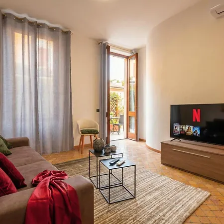 Let It Be A Dream View Renovation 2025 Desenzanoloft Official Partner Homes & By Marriott Bonvoy Apartamento